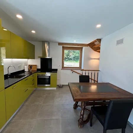 Βίλα Ciriella Village