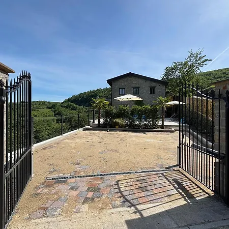 Βίλα Ciriella Village